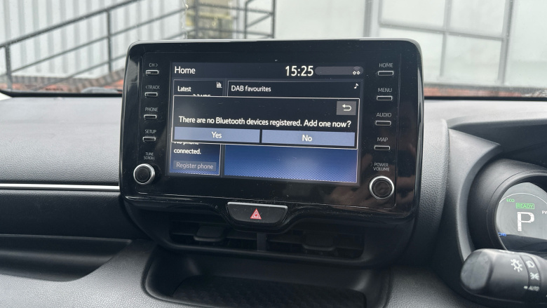 Toyota Yaris 1.5 Hybrid Design 5dr CVT Hybrid Hatchback